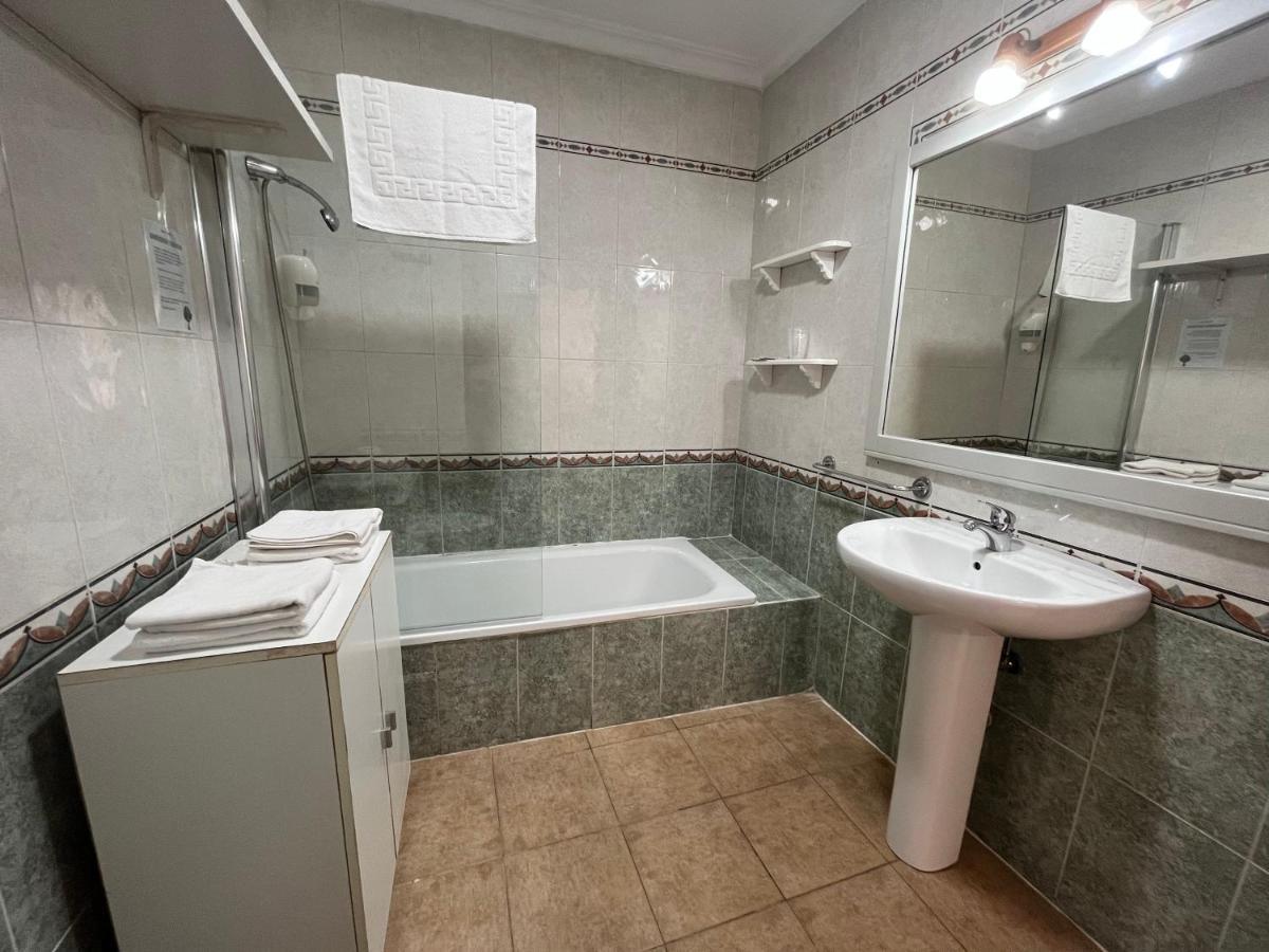 Hostel Conil Conil de la Frontera Kültér fotó